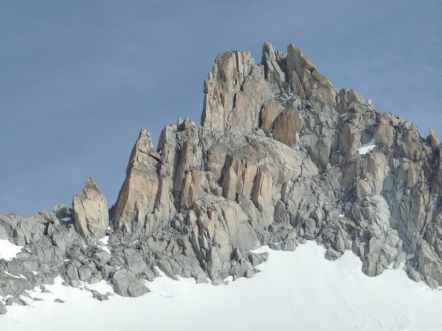 Aiguille Purtscheller - arête sud Aiguille Purtscheller - arête sud